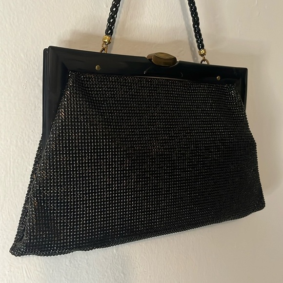 VTG 1940’s Mesh Whiting & Davis Black Handbag - Picture 8 of 8